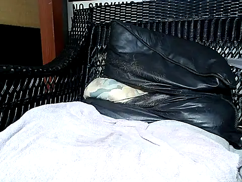 HungHawaiian808xh online show from 03.04.25