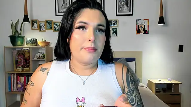 Snapshot of naty_pink chatting on 03.10.26 naty pink online show from 03.10.26
