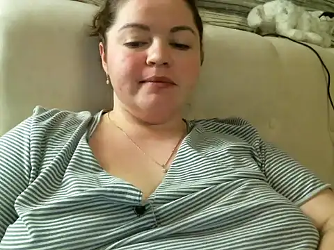 cute  cherry online show from 02.12.25