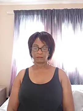 Snapshot of Hotgrannyx chatting on 06.06.26 Hotgrannyx online show from 06.06.26