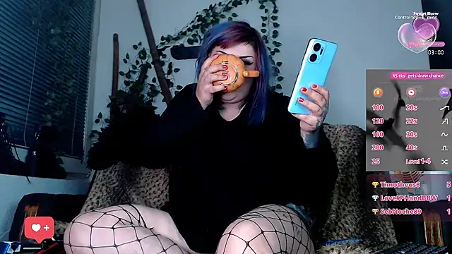 Psychobitch7 online show from 10.19.25