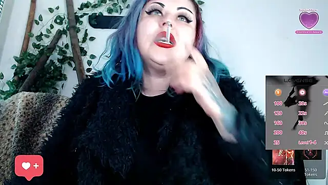 Psychobitch7 online show from 10.23.25