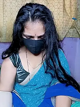 Snapshot of Rising_Smiler chatting on 02.19.25 Rising Smiler online show from 02.19.25