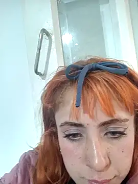 sarah lovesu online show from 10.03.25