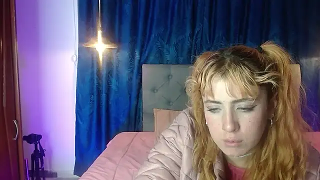 sarah lovesu online show from 10.23.25