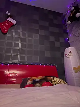 YreneRay online show from 12.26.24