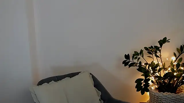 Xentthia online show from 03.02.26