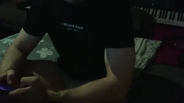 Snapshot of Bblfgbb chatting on 09.22.25 Bblfgbb online show from 09.22.25