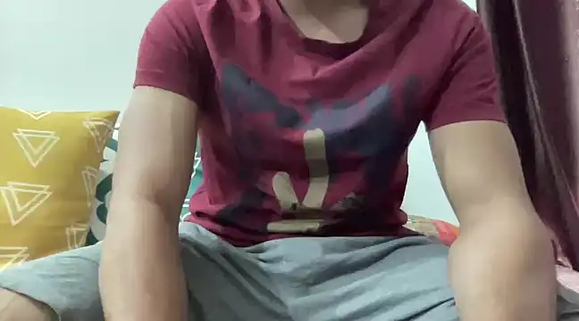 Snapshot of yourhorny_man chatting on 02.26.25 yourhorny man online show from 02.26.25