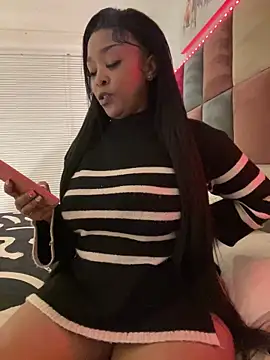Snapshot of sexyTHANDO chatting on 05.13.26 sexyTHANDO online show from 05.13.26