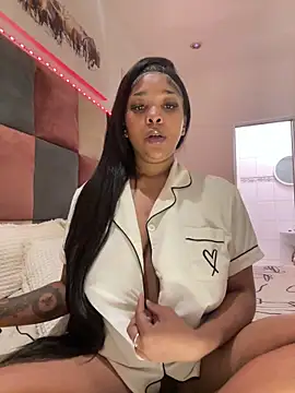 Snapshot of sexyTHANDO chatting on 05.17.26 sexyTHANDO online show from 05.17.26