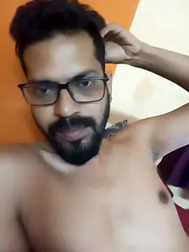 Snapshot of arhan3043 chatting on 12.13.24 arhan3043 online show from 12.13.24