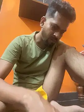 Snapshot of arhan3043 chatting on 09.18.25 arhan3043 online show from 09.18.25