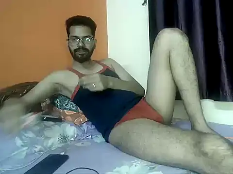 Snapshot of arhan3043 chatting on 10.05.25 arhan3043 online show from 10.05.25