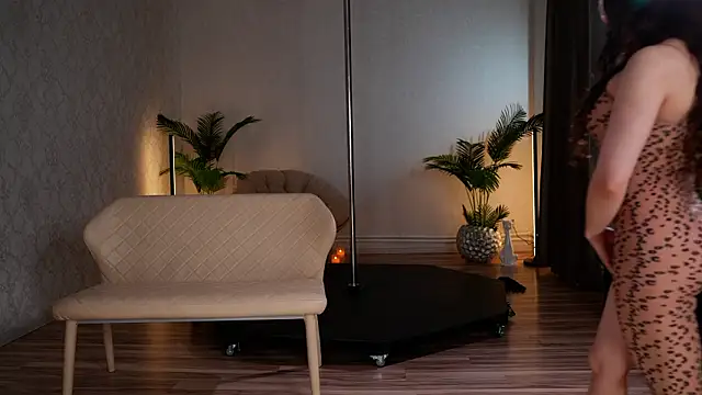 KittyCaitlin online show from 03.29.26