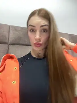 Snapshot of SofiaCarter chatting on 03.18.25 SofiaCarter online show from 03.18.25