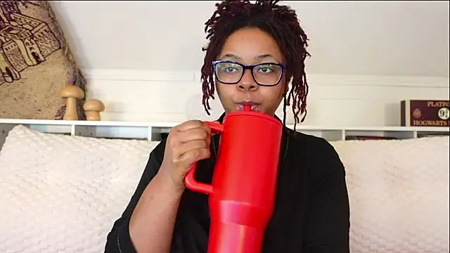 -khayaparker online show from 02.04.26