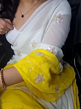 Snapshot of aliyaah_singh chatting on 10.08.25 aliyaah singh online show from 10.08.25