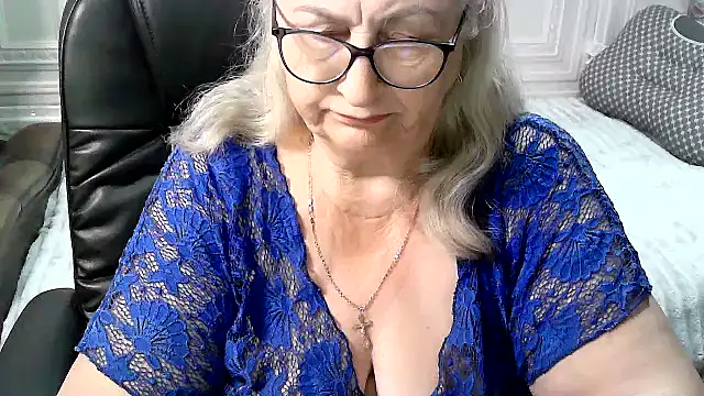 Snapshot of LolkaAlyss chatting on 05.31.26 LolkaAlyss online show from 05.31.26