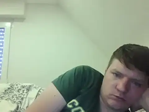 Snapshot of Tommyboy1279 chatting on 03.22.25 Tommyboy1279 online show from 03.22.25