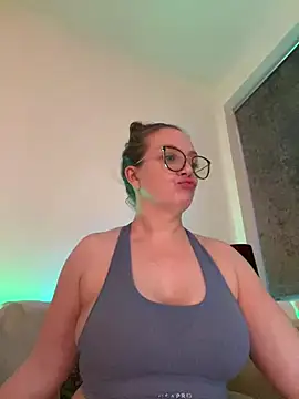 Snapshot of FemDom_RubyKnightXXO chatting on 07.07.26 FemDom RubyKnightXXO online show from 07.07.26
