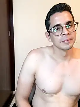 Snapshot of towers_j chatting on 02.21.25 towers j online show from 02.21.25