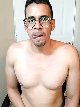 Snapshot of towers_j chatting on 03.03.25 towers j online show from 03.03.25