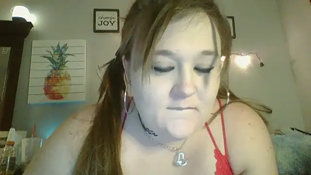 Snapshot of JadeDaMilf chatting on 03.10.25 JadeDaMilf online show from 03.10.25