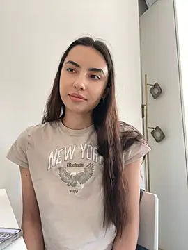 Snapshot of everybody_loves_pussy chatting on 03.22.25 everybody loves pussy online show from 03.22.25