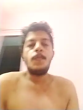 Snapshot of dzboy1994 chatting on 11.19.25 dzboy1994 online show from 11.19.25