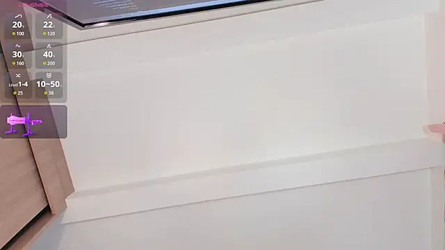 Snapshot of sophy_champagne chatting on 06.25.26 sophy champagne online show from 06.25.26