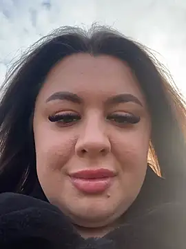 Sara Slow online show from 02.03.25