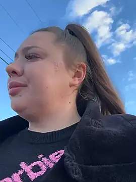 Sara Slow online show from 02.19.25