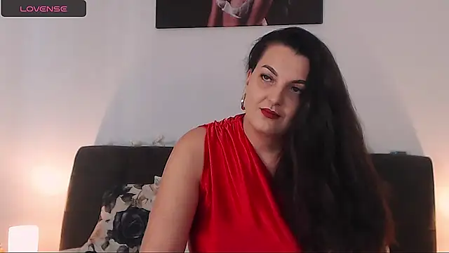 Snapshot of itsyourlady chatting on 09.24.25 itsyourlady online show from 09.24.25