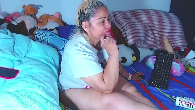 estrellita fugaz16x online show from 06.05.26