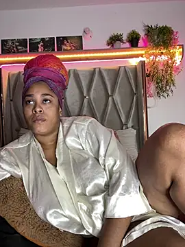 Snapshot of africa_xxx chatting on 02.11.25 africa xxx online show from 02.11.25