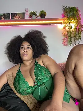 Snapshot of africa_xxx chatting on 03.17.25 africa xxx online show from 03.17.25