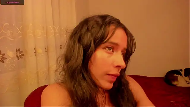 Snapshot of aluna_0310 chatting on 12.18.24 aluna 0310 online show from 12.18.24