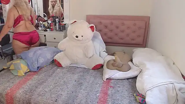 lucy belle bm online show from 03.09.26