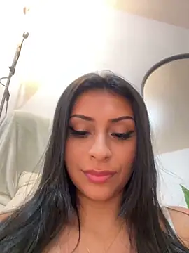 Snapshot of sweetAli_ chatting on 01.31.25 sweetAli online show from 01.31.25