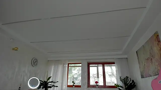 TiffanyHouston  online show from 03.13.25