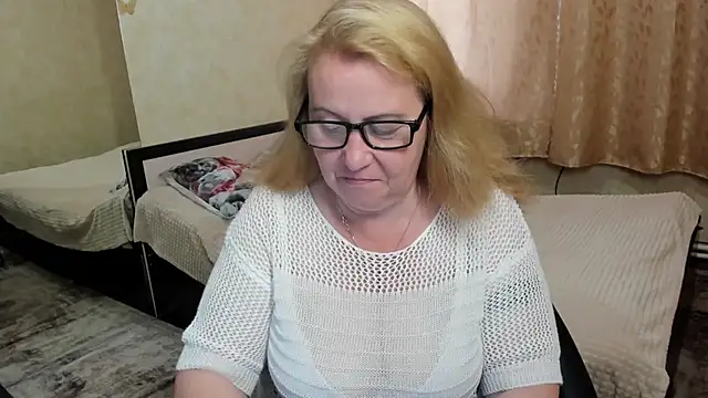 Frau Marta online show from 05.28.26