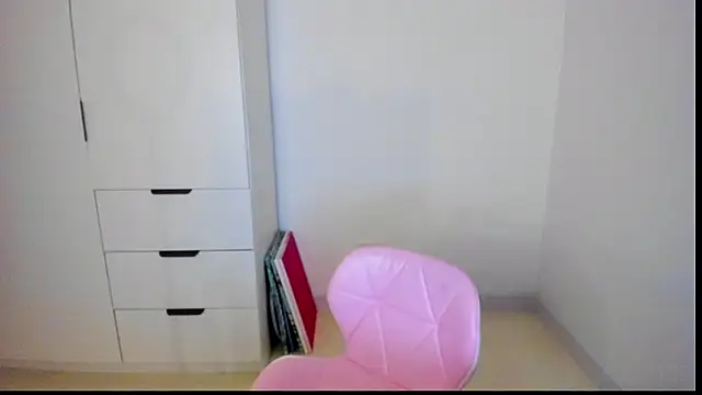 MiaStripDance online show from 02.14.26