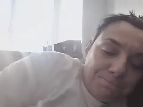 Snapshot of FallenDevil chatting on 03.20.25 FallenDevil online show from 03.20.25