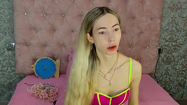 Akilla Queen online show from 07.01.26