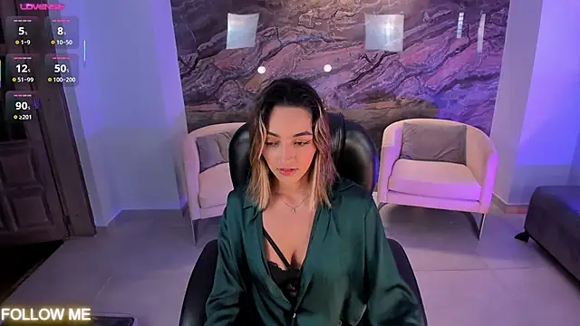 MelissaMoore  online show from 11.02.25