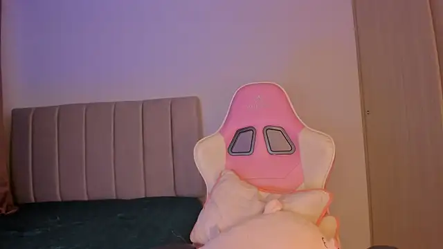 isa bunny online show from 02.20.26