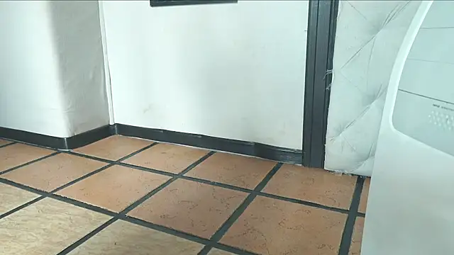 Bellapazzia online show from 12.19.24