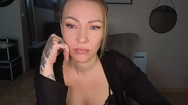 Sacha-xx online show from 02.19.26