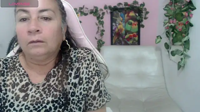 stepmother 105 online show from 10.23.25